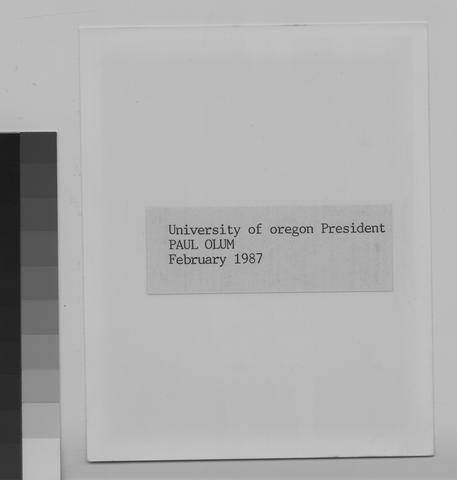 Olum, Paul: UO President, 1980 - 1989 [16] (verso) show page link