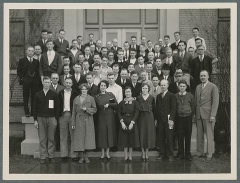 Group of participants in food technology short courses and meetings, 1933