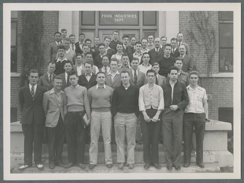 Food technology short courses and meetings participants, circa 1940