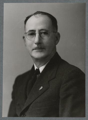 Willard J. Chamberlin