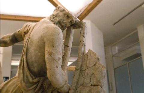 Odysseus fighting Scylla